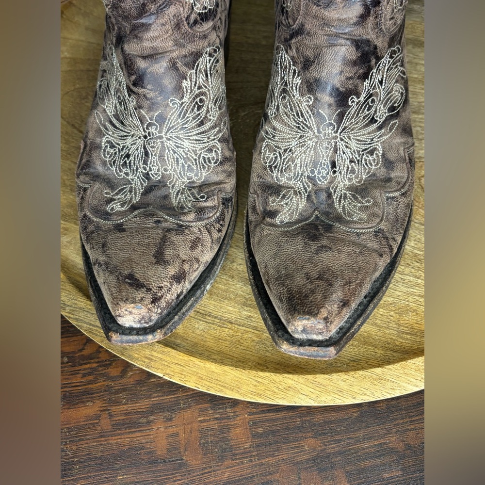 Old Gringo Brown Heeled Boots with Cream Embroidery 8.5 Butterfly